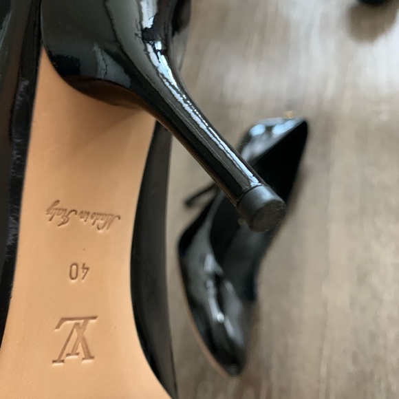 Louis Vuitton Patent Leather “Oh Really” Pump - Picture 8 of 13
